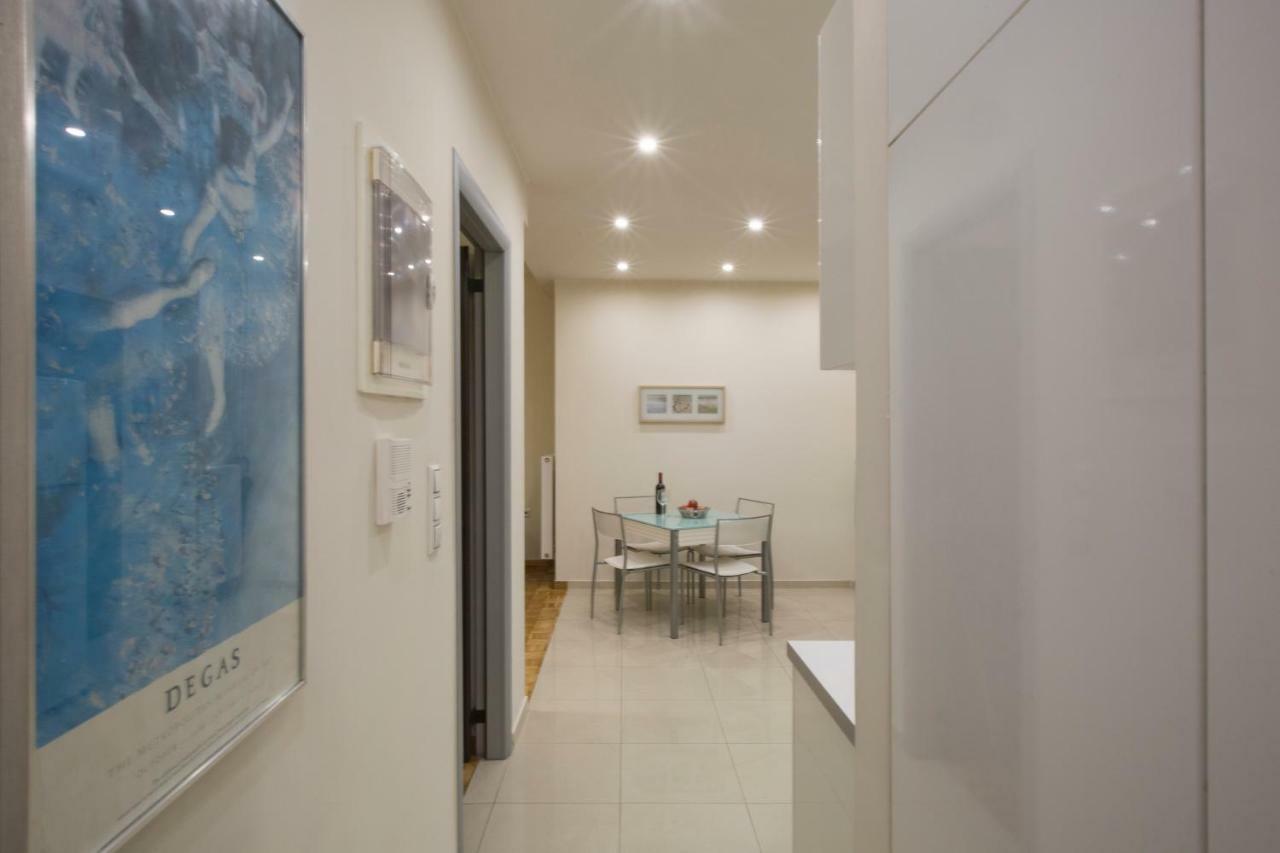 Apartment At Koukaki, 150M From The Metro By Yha アテネ エクステリア 写真