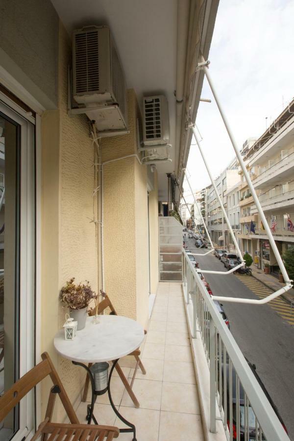 Apartment At Koukaki, 150M From The Metro By Yha アテネ エクステリア 写真